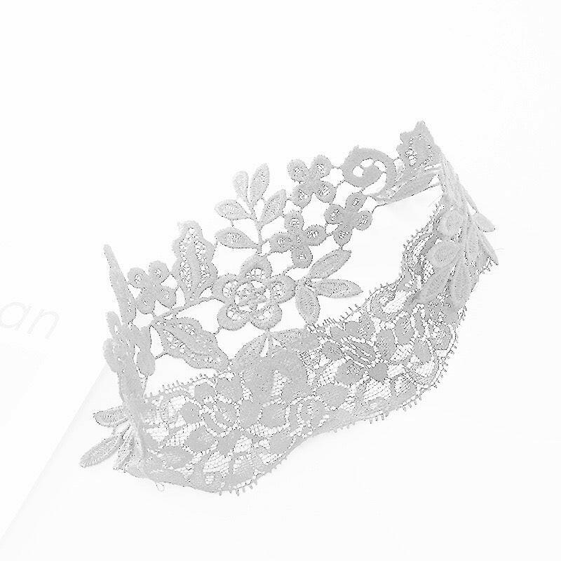 Floral Lace Garter Belt.